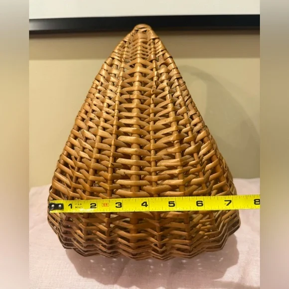 Vintage Gondola Half Moon Harvesting Basket - Picture 9 of 9